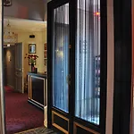 Alba Opera Hotel