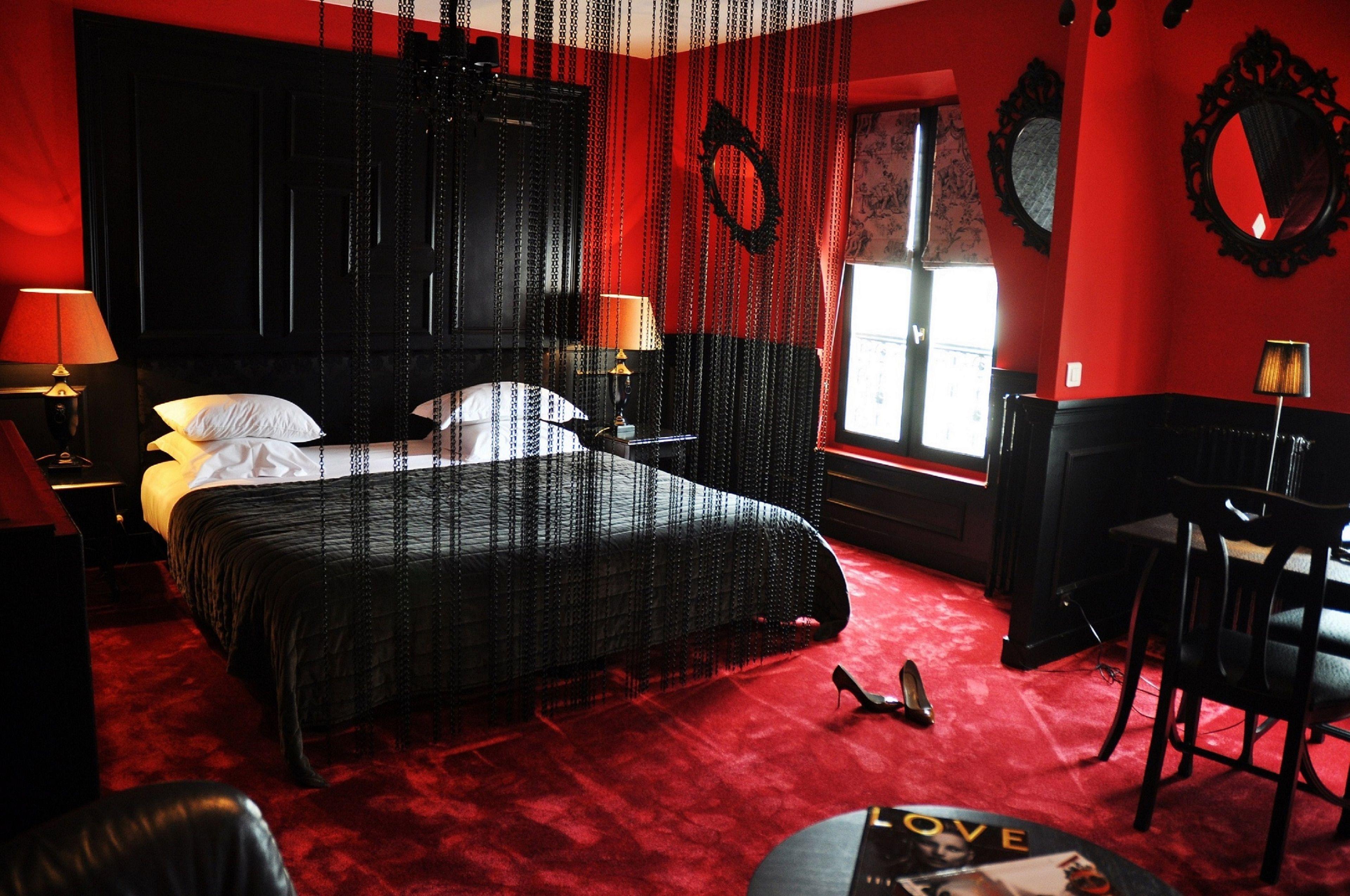 Alba Opera Hotel 3*